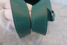 将图片加载到图库查看器，HERMES PICOTIN LOCK PM Clemence leather Malachite X刻印 Hand bag 600070072
