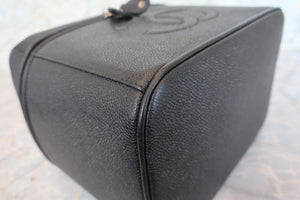 CHANEL/シャネル ココマークバニティ キャビアスキン ブラック/ゴールド金具 バニティ 700090220