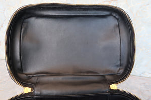 CHANEL/シャネル ココマークバニティ キャビアスキン ブラック/ゴールド金具 バニティ 700090220