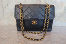 画像をギャラリービューアに読み込む, CHANEL/シャネル マトラッセバイカラーチェーンショルダーバッグ ラムスキン ネイビー/ブラック/ゴールド金具 ショルダーバッグ 800010101
