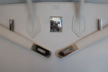 Load image into Gallery viewer, HERMES BIRKIN 35 Epsom leather White □K Engraving Hand bag 600070071
