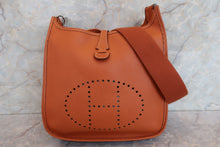 Load image into Gallery viewer, HERMES EVELYNE 2PM Graine Couchevel leather Cognac □H Engraving Shoulder bag 700030200
