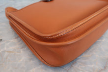 Load image into Gallery viewer, HERMES EVELYNE 2PM Graine Couchevel leather Cognac □H Engraving Shoulder bag 700030200
