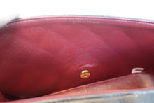 Load image into Gallery viewer, CHANEL  Diana matelasse chain shoulder bag Lambskin Black/Gold hadware Shoulder bag 700120103
