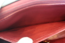 Load image into Gallery viewer, CHANEL  Diana matelasse chain shoulder bag Lambskin Black/Gold hadware Shoulder bag 700120103
