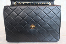 画像をギャラリービューアに読み込む, CHANEL/シャネル マトラッセチェーンショルダーバッグ ラムスキン ブラック/ゴールド金具 ショルダーバッグ 700080159

