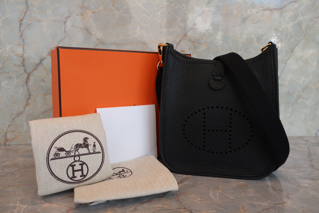 HERMES／エルメス エブリンTPM トリヨンクレマンス ブラック W刻印 ショルダーバッグ 700070171