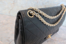 Load image into Gallery viewer, CHANEL Matelasse double flap chain shoulder bag Lambskin Black/Gold hadware Shoulder bag 600070111
