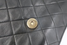 将图片加载到图库查看器，CHANEL/香奈儿 CF 链条包 羊皮 Black/Gold hardware(黑色/金色金属) 肩背包 800090232
