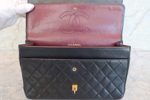 CHANEL Matelasse double flap chain shoulder bag Lambskin Black/Gold hadware Shoulder bag 600070111