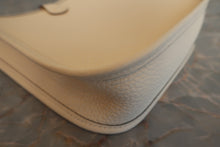 Load image into Gallery viewer, HERMES EVELYNE AMAZONE TPM Clemence leather Nata U Engraving Shoulder bag 600110045
