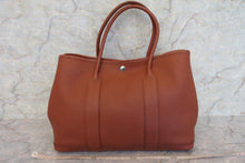 Load image into Gallery viewer, HERMES  GARDEN PARTY PM Negonda leather Cuivre □O Engraving Tote bag 600120270
