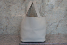 Load image into Gallery viewer, HERMES PICOTIN LOCK GM Clemence leather Pearl gray T Engraving Hand bag 600060019
