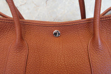 Load image into Gallery viewer, HERMES  GARDEN PARTY PM Negonda leather Cuivre □O Engraving Tote bag 600120270
