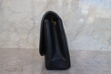 Load image into Gallery viewer, CHANEL  Diana matelasse chain shoulder bag Lambskin Black/Gold hadware Shoulder bag 700120113

