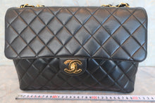 将图片加载到图库查看器，CHANEL/香奈儿 中号CF 单盖包 链条包 羊皮 Black/Gold hadware(黑色/金色金属) 肩背包 600070113
