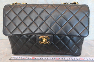 CHANEL/香奈儿 中号CF 单盖包 链条包 羊皮 Black/Gold hadware(黑色/金色金属) 肩背包 600070113