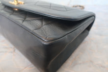 Load image into Gallery viewer, CHANEL  Diana matelasse chain shoulder bag Lambskin Black/Gold hadware Shoulder bag 700120113
