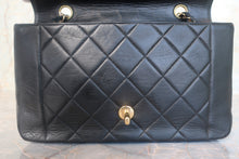 Load image into Gallery viewer, CHANEL  Diana matelasse chain shoulder bag Lambskin Black/Gold hadware Shoulder bag 700120113
