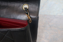 Load image into Gallery viewer, CHANEL  Diana matelasse chain shoulder bag Lambskin Black/Gold hadware Shoulder bag 700120113
