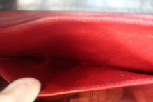 Load image into Gallery viewer, CHANEL  Diana matelasse chain shoulder bag Lambskin Black/Gold hadware Shoulder bag 700120113
