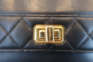 CHANEL 2.55 Trapezoid Chain shoulder bag Lambskin Black/Gold hadware Shoulder bag 600050017