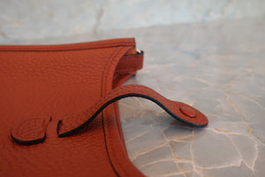 HERMES  EVELYNE TPM Clemence leather Cuivre U刻印 Shoulder bag 700070168