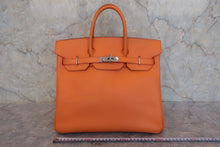 画像をギャラリービューアに読み込む, HERMES／エルメス オータクロア32 ヴォーエプソン オレンジ □L刻印 ハンドバッグ 800020016
