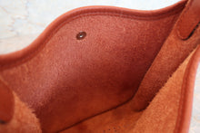 将图片加载到图库查看器，HERMES  EVELYNE TPM Clemence leather Cuivre U刻印 Shoulder bag 700070168
