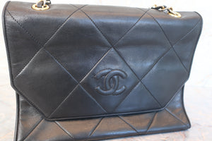 CHANEL/シャネル ココマークチェーンショルダーバッグ ラムスキン ブラック/ゴールド金具 ショルダーバッグ 600090256