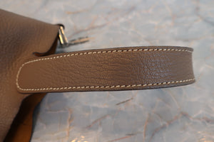 HERMES／エルメス ピコタンＰＭバイカラー シェーブル エトゥープ/ローズショッキング □K刻印 ハンドバッグ 700050220
