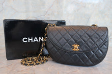 画像をギャラリービューアに読み込む, CHANEL/シャネル マトラッセチェーンショルダーバッグ ラムスキン ブラック/ゴールド金具 ショルダーバッグ 700070094
