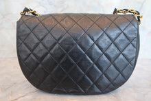 画像をギャラリービューアに読み込む, CHANEL/シャネル マトラッセチェーンショルダーバッグ ラムスキン ブラック/ゴールド金具 ショルダーバッグ 700070094
