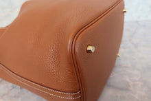 画像をギャラリービューアに読み込む, HERMES／エルメス ピコタンロックＭＭ トリヨンクレマンス ゴールド C刻印 ハンドバッグ 700050257

