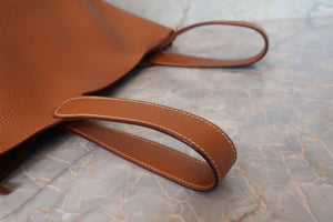 HERMES／エルメス ピコタンロックＭＭ トリヨンクレマンス ゴールド C刻印 ハンドバッグ 700050257