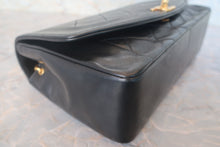 Load image into Gallery viewer, CHANEL  Diana matelasse chain shoulder bag Lambskin Black/Gold hadware Shoulder bag 700120110
