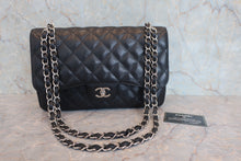 Load image into Gallery viewer, CHANEL Medium Matelasse double flap double chain shoulder bag Caviar skin Black/Silver hadware Shoulder bag 800050046

