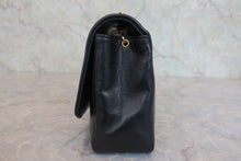 Load image into Gallery viewer, CHANEL  Diana matelasse chain shoulder bag Lambskin Black/Gold hadware Shoulder bag 800030022
