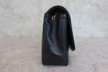 Load image into Gallery viewer, CHANEL  Diana matelasse chain shoulder bag Lambskin Black/Gold hadware Shoulder bag 800030022
