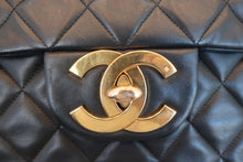 将图片加载到图库查看器，CHANEL/香奈儿 大号CF 单盖 链条包 羊皮 Black/Gold hadware(黑色/金色金属) 肩背包 600070114
