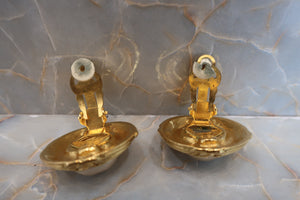 CHANEL Pearl earring Gold plate Gold Earring 500060113