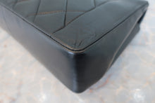 Load image into Gallery viewer, CHANEL  Diana matelasse chain shoulder bag Lambskin Black/Gold hadware Shoulder bag 800030022
