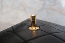 Load image into Gallery viewer, CHANEL  Diana matelasse chain shoulder bag Lambskin Black/Gold hadware Shoulder bag 700120110
