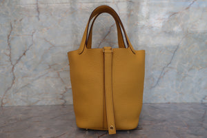 HERMES／エルメス ピコタンロックＰＭ トリヨンクレマンス ジョーヌアンブル Y刻印 ハンドバッグ 700090184