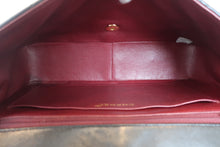 Load image into Gallery viewer, CHANEL  Diana matelasse chain shoulder bag Lambskin Black/Gold hadware Shoulder bag 800030022
