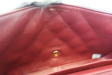 Load image into Gallery viewer, CHANEL  Diana matelasse chain shoulder bag Lambskin Black/Gold hadware Shoulder bag 800030022
