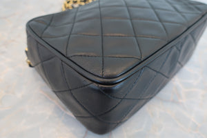 CHANEL/シャネル マトラッセフリンジチェーンショルダーバッグ ラムスキン ブラック/ゴールド金具 ショルダーバッグ 700070162
