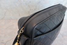 Load image into Gallery viewer, CHANEL Matelasse Fringe shoulder bag Lambskin Black/Gold hadware Shoulder bag 600070129
