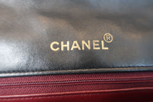 Load image into Gallery viewer, CHANEL  Diana matelasse chain shoulder bag Lambskin Black/Gold hadware Shoulder bag 700120110
