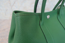 画像をギャラリービューアに読み込む, HERMES／エルメス ガーデンパーティＴＰＭ ネゴンダ グリーン □N刻印 トートバッグ 800010139
